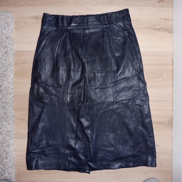 Leather skirt PENTIK size 36