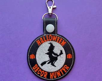 Halloween Decor Hunter Witch Keychain