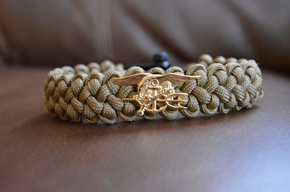Premium U.S. Navy Seal Paracord Bracelet