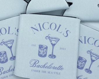 Refrigeratore per lattine personalizzato per cocktail costieri per addio al nubilato / Refrigeratore per lattine personalizzato / Addio al nubilato in spiaggia / Palm Springs / Bomboniere personalizzate