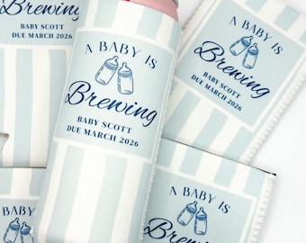 Enfriadores de latas para baby shower "Un bebé está en camino", enfriadores de latas, pañales Huggies para baby shower, Huggies para baby shower, recuerdos personalizados para baby shower, enfriador para baby shower "Un bebé está en camino"