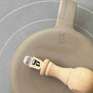 Timbro micro logo personalizzato per creazioni in ceramica, piccolo timbro in argilla per tazze, forniture per corsi di ceramica
