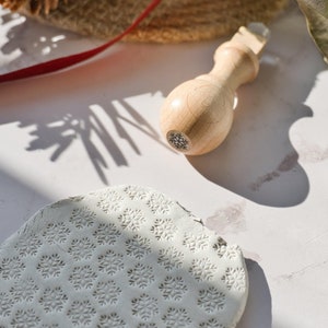 Semplice timbro di ceramica a forma di fiocco di neve per decorazioni in argilla polimerica e saponi, decorazioni natalizie fai da te in argilla, produttore di saponi per le feste