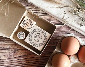 Zestaw stempli do jajek, prezent dla hodowcy jaj, zawiera stempel z datą na jajku, stempel na kartonie zwrotnym, miniaturowy stempel na świeże jajka