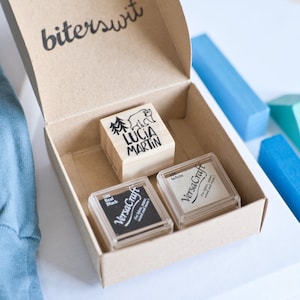 Kinder Stempel, Polarbär Kleidung, Stoffstempel mit 2 Stempelkissen, Baby Namensstempel für Schulkleidung und Zubehör