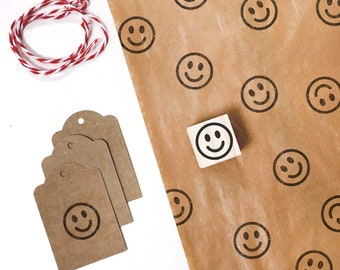 Mini smiley wooden stamp for primary teachers, smiley DIY wrapping paper idea, happy smiling face stamp, emoji smiley face stamp for kids