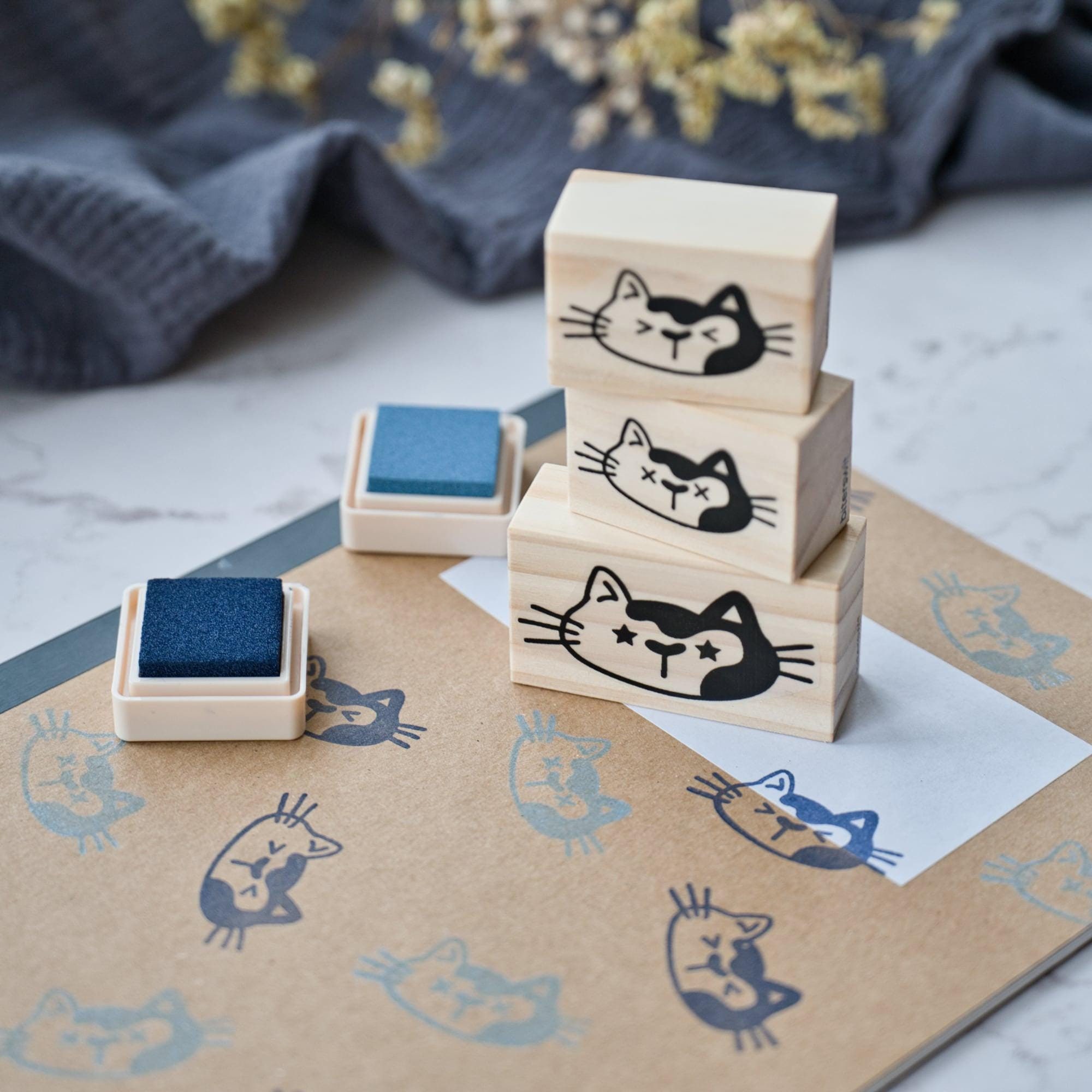 Kawaii cat rubber stamp for pet lovers crafts and projects, Cute kitty face for journaling and crafts, Cat-themed stationery for cat lovers