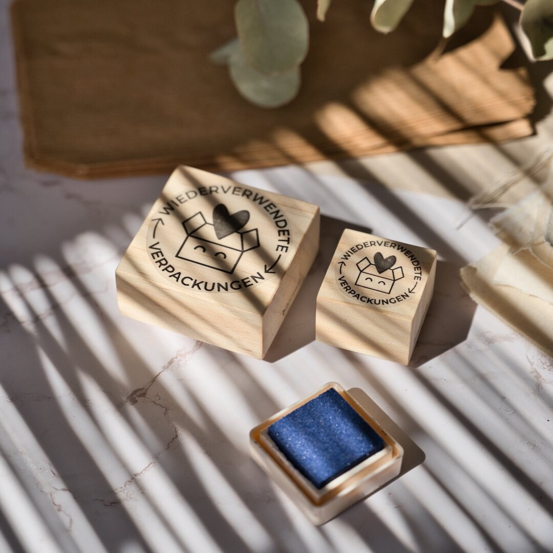 Reused Packaging Rubber Stamp in German for Sustainable Shipping ...