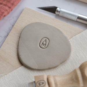 Personalized classic monogram logo stamp for pottery, Simple custom initial makers mark sign stamp for ceramists, Gift for clay classes