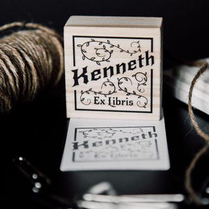 Spersonalizowany znaczek biblioteczny bibliotekarza Dark Academia, ekslibris botaniczny Vine Gothic dla moli książkowych, dziewcząt literackich i dusz romantycznych
