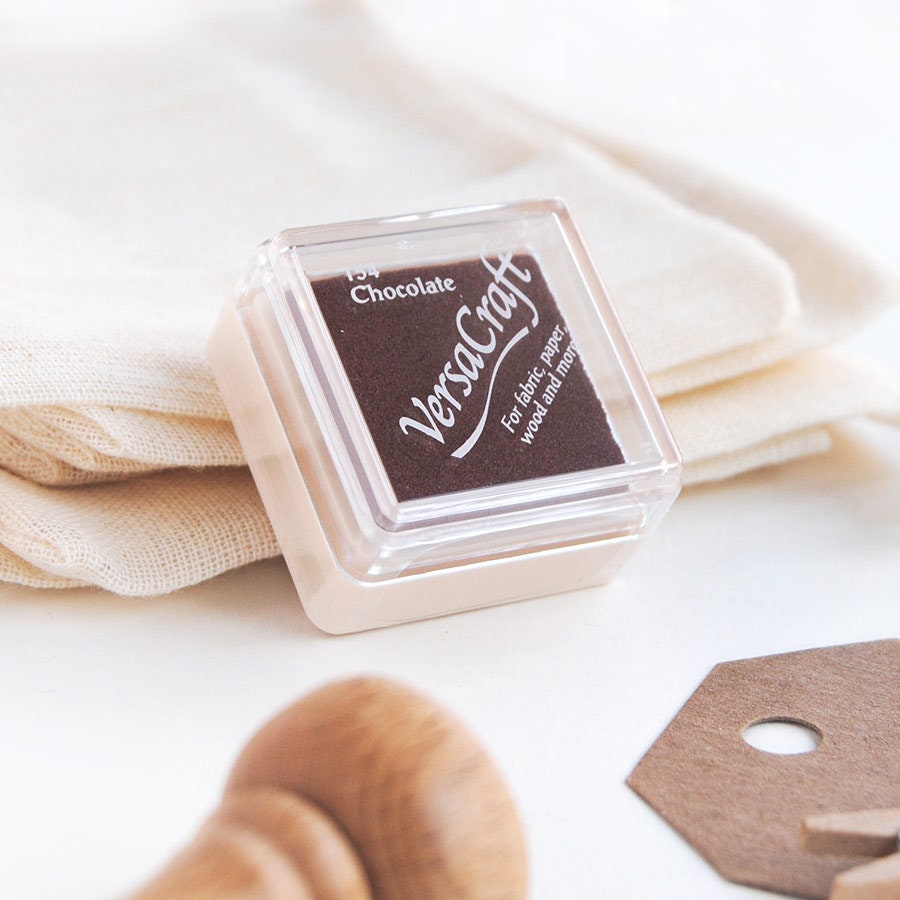 Encre Versacraft Marron Café Au Lait - Tampon 33x33 Mm, Pour Textile Et Papier - Lavable, Fixable Au Fer - 5