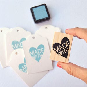 Kleine mit Liebe gemachte Gummistempel für Etiketten und Hangtags, Stempel in Herzform für handgemachte Produkte, DIY Paketdekoration