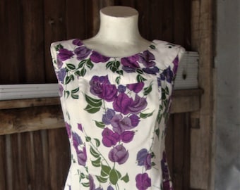 Vintage 1960's Alfred Shaheen Floral Print Dress with Pleated Back * Small