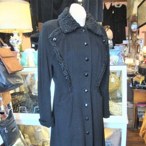 SALE Vintage 1930's 1940's Black Wool Princess Fit and Flare Coat with Persian Lamb Trim/size S/M image 1