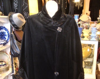 Vintage Edwardian/1920's Wool Mohair Cocoon Coat with Embroidery and Fringe/size Large to XXLarge