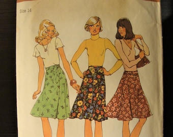 Vintage 1970's Sewing Pattern for 3 Cute Skirts/1970's Clothing