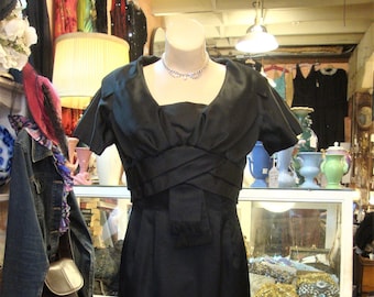 Vintage 1950's 50's Black Silk Sateen Cocktail Party Dress/Small/Wiggle Dress