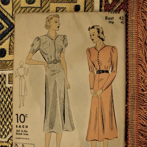 Vintage 1930&#39;s 30&#39;s Sewing Pattern DuBarry 1938B Classic 30&#39;s Dress with Sleeve Variations/42 Bust