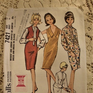 1960s McCall&#39;s 7421 Sewing Pattern: Vee Neck Jumper & Dress (33&quot; Bust)