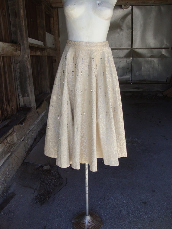 Vintage 1950's Ivory Brocade Full Skirt with Rhin… - image 1