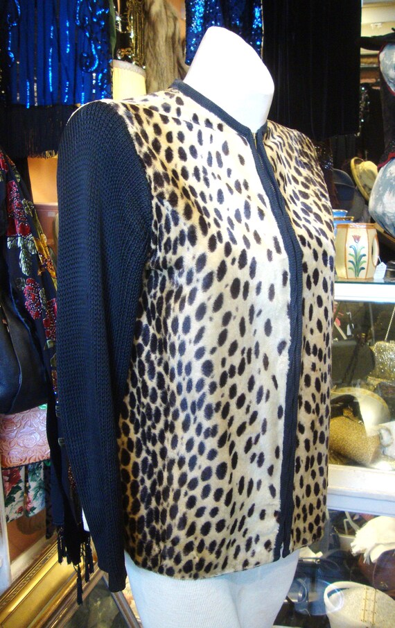 Vintage 1960's Faux Cheetah Fur Zip Front Top or … - image 6