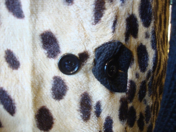 Vintage 1960's Faux Cheetah Fur Zip Front Top or … - image 8
