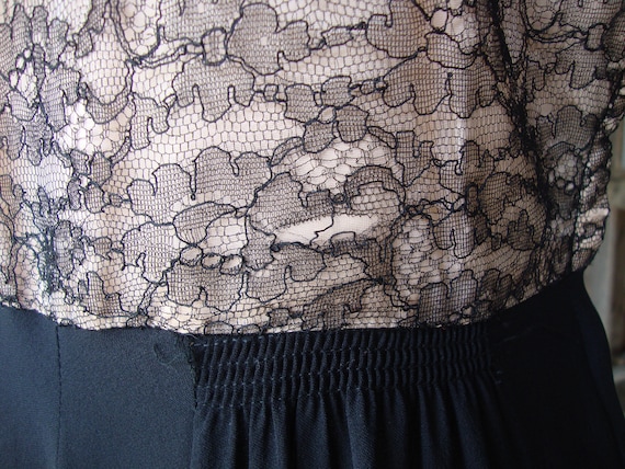 Vintage 1940's Black Lace and Crepe Dress * Small… - image 5