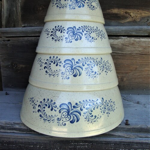 Vintage Pyrex Homestead Pattern Mixing shops Bowl Set/Retro Kitchen/Kitchen Collectibles