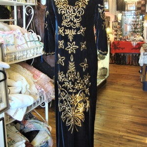 Vintage Midnight Blue Velvet Beaded Dress/Gold Beaded Floral/Size Small image 4