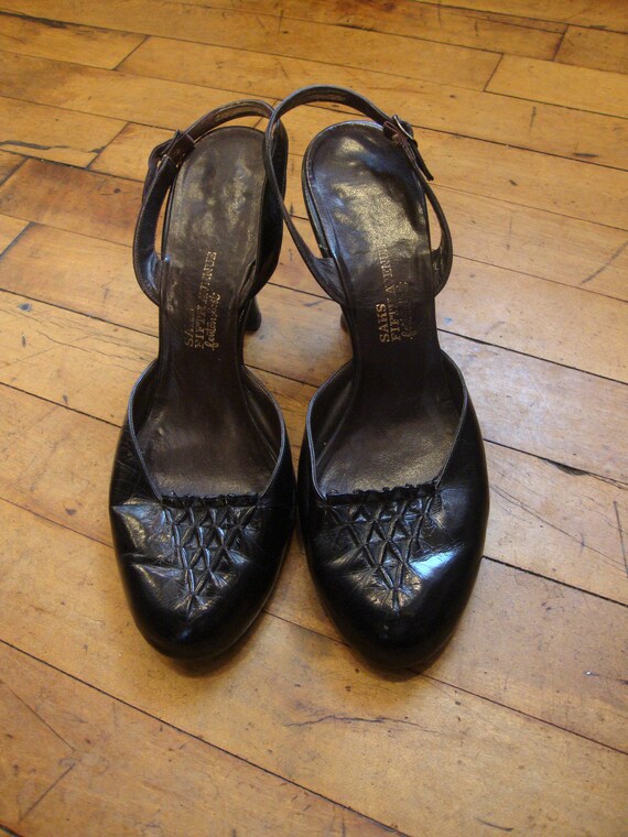 Vintage 1940's 1950's Baby Doll Sling Back High He