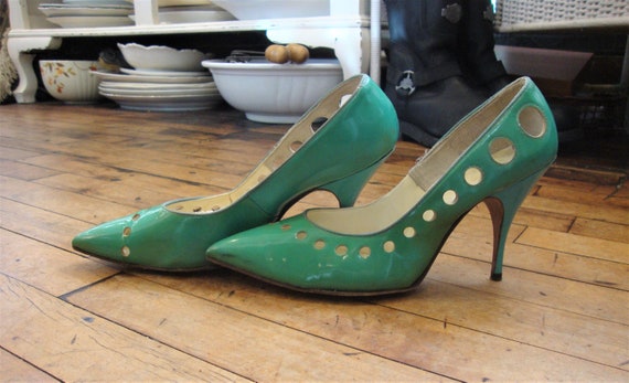 Vintage 1950's 1960's  Turquoise Shiny High Heels… - image 2