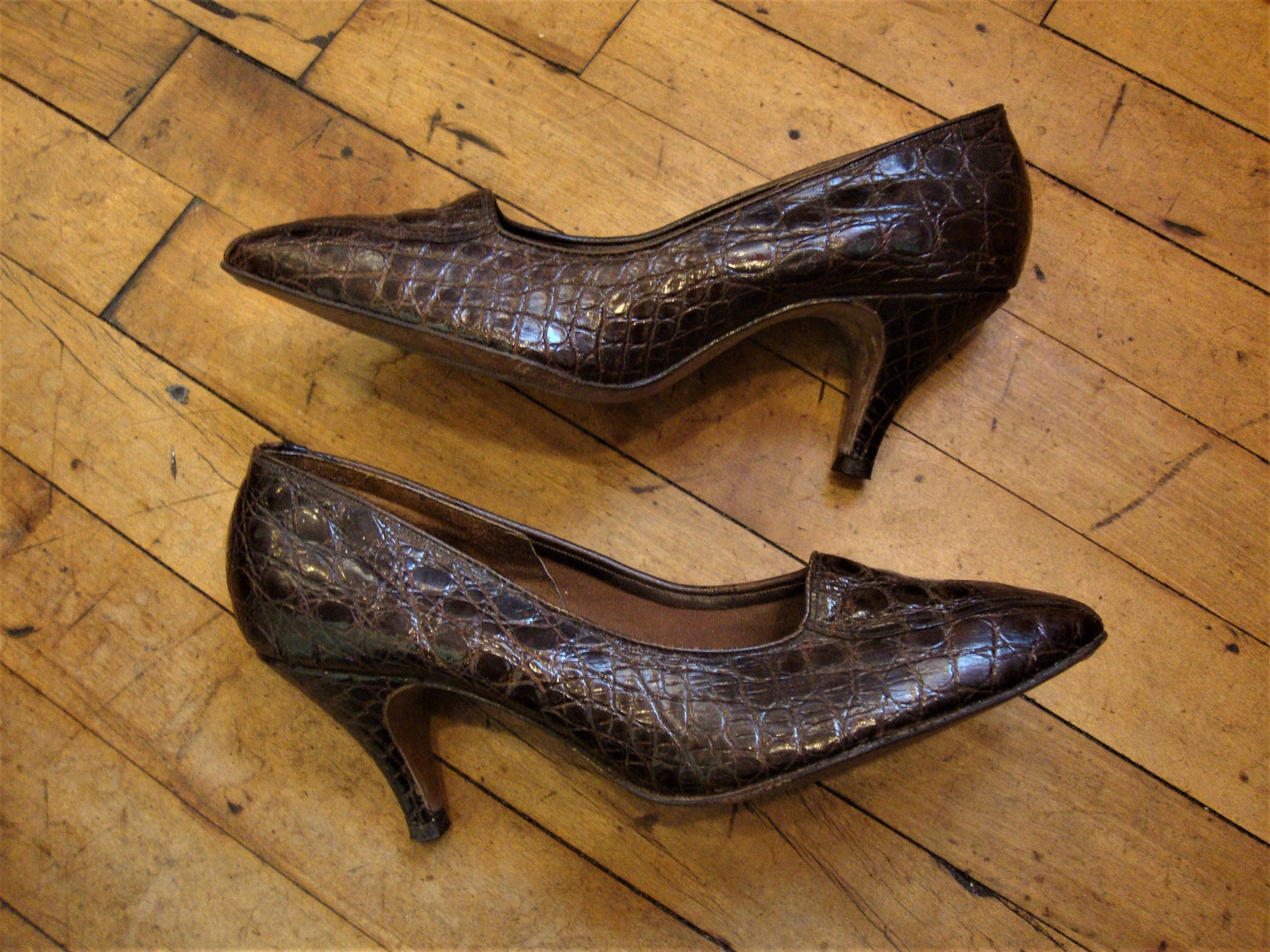 brown alligator pumps