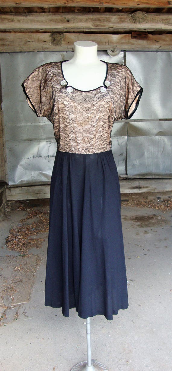 Vintage 1940's Black Lace and Crepe Dress * Small… - image 1