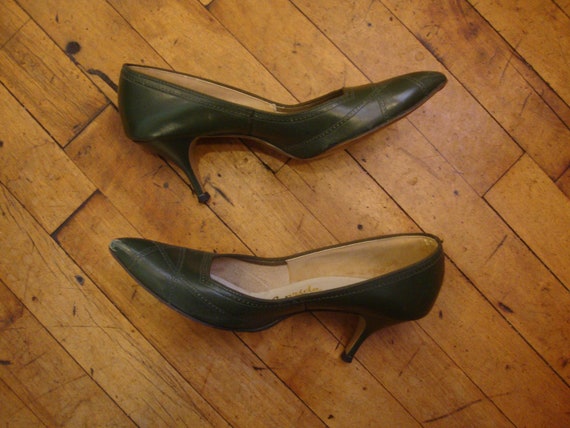 Vintage 1950's 1960's Green High Heel Pumps Mad M… - image 8