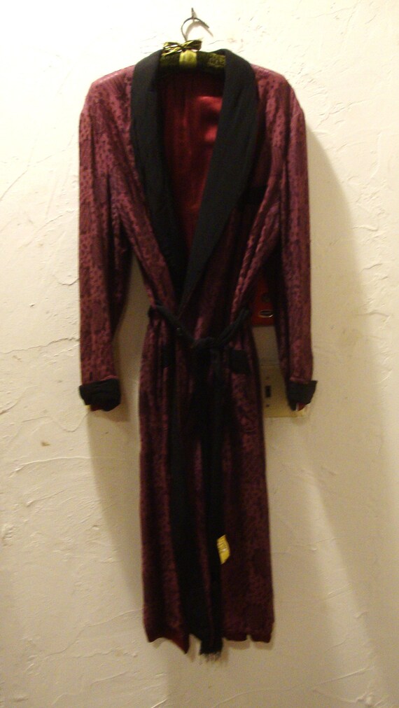 Vintage 1930's 1940's Maroon and Black Art Deco P… - image 3