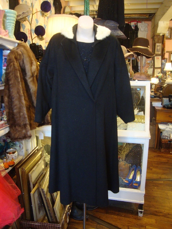 Vintage 1940's 1950's  Lush Black Wool Swing Coat… - image 1