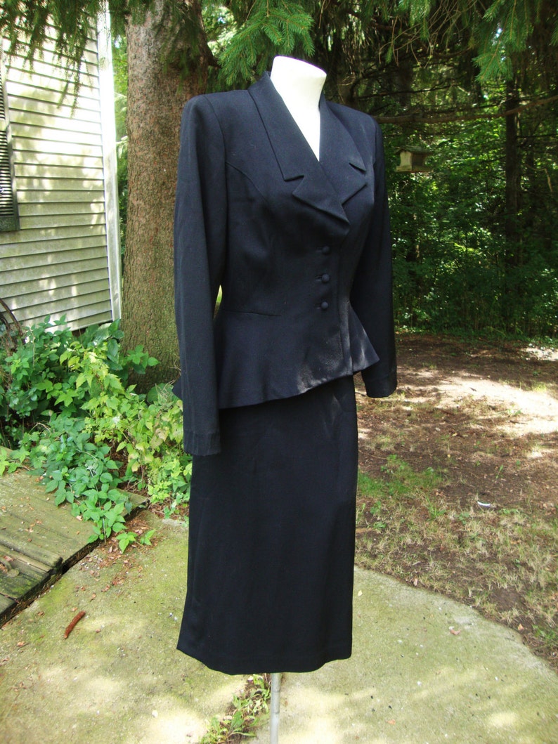 Fabulous 1940's Black Wool Gabardine Suit with Flared | Etsy