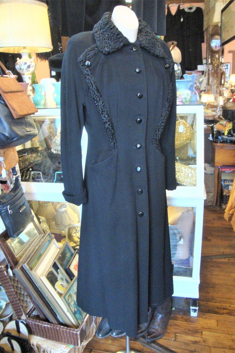 SALE Vintage 1930's 1940's Black Wool Princess Fit and Flare Coat with Persian Lamb Trim/size S/M image 1