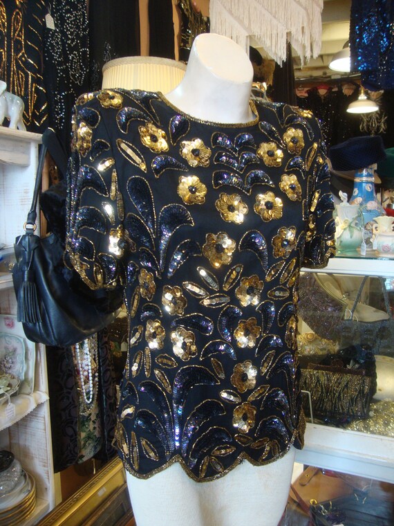 Vintage 1980's 1990's Beaded and Sequinned Silk S… - image 4