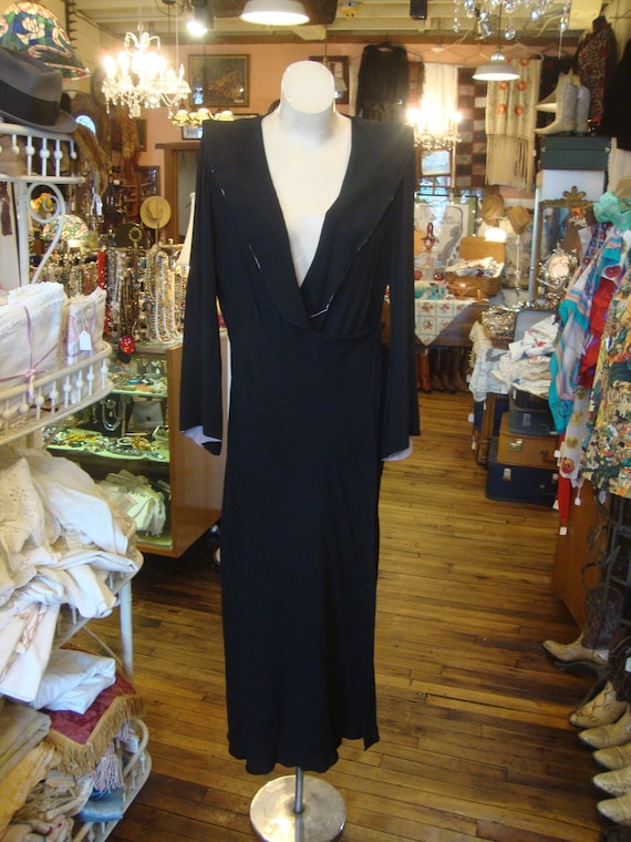 Vintage 1920's 1930's Art Deco Black Crepe Wrap Dr