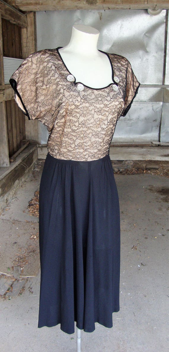 Vintage 1940's Black Lace and Crepe Dress * Small… - image 3