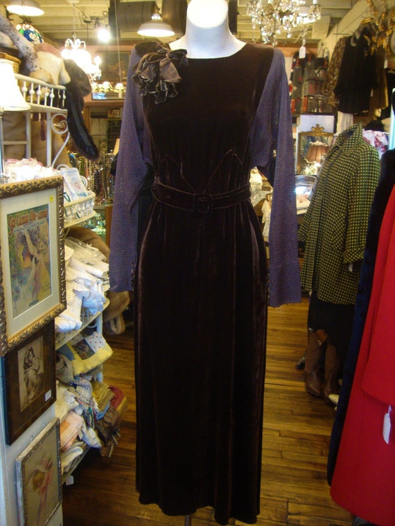 Vintage 1930's Nutmeg Brown Bias Silk Velvet and M