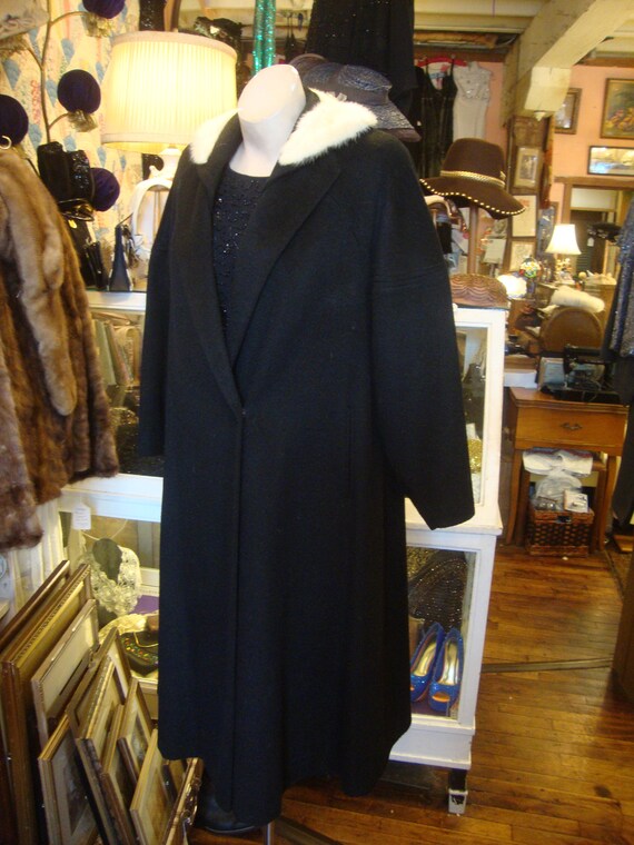 Vintage 1940's 1950's  Lush Black Wool Swing Coat… - image 3