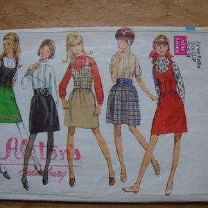 Vintage 1960&#39;s Sewing Pattern for Vest, Blouse and Skirt/34 Bust