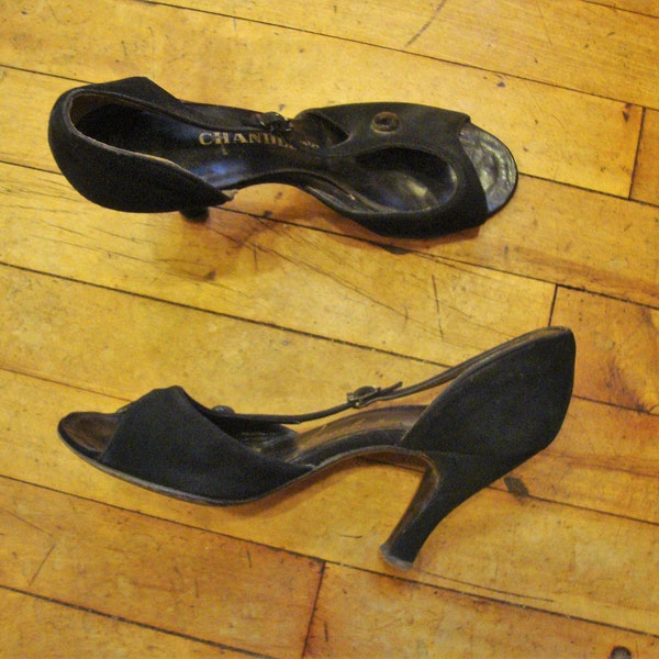 Vintage 1950's Black Suede Open Toe D'orsay High Heel Pumps Shoes * Size 6.5 B * Lucy