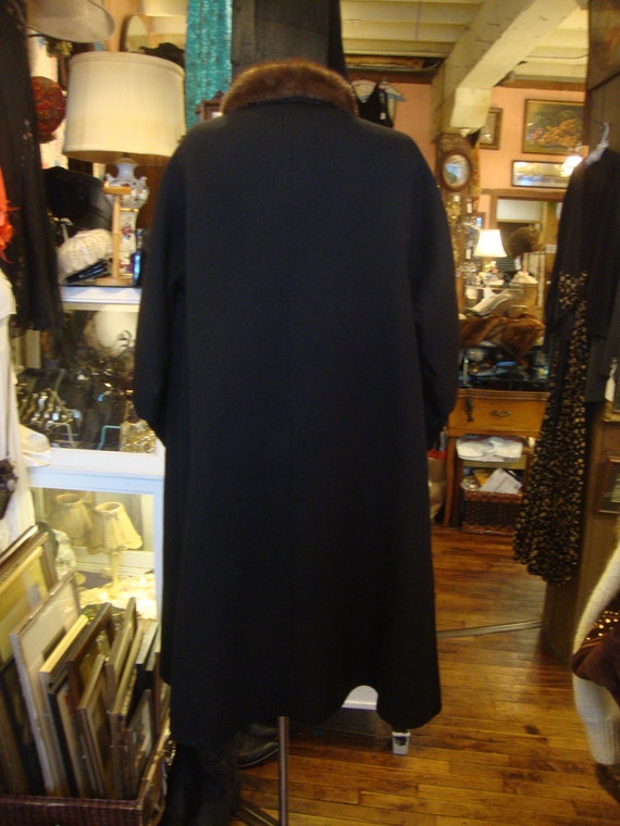 Vintage 1950's 50's Dramatic Black Wool Coat with… - image 7