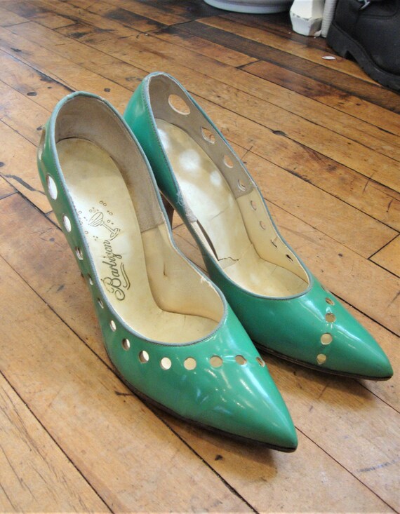 Vintage 1950's 1960's  Turquoise Shiny High Heels… - image 4