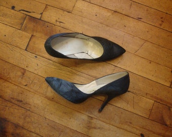 Vintage 1950s Black Sateen Starburst High Heel Pumps - Size 6