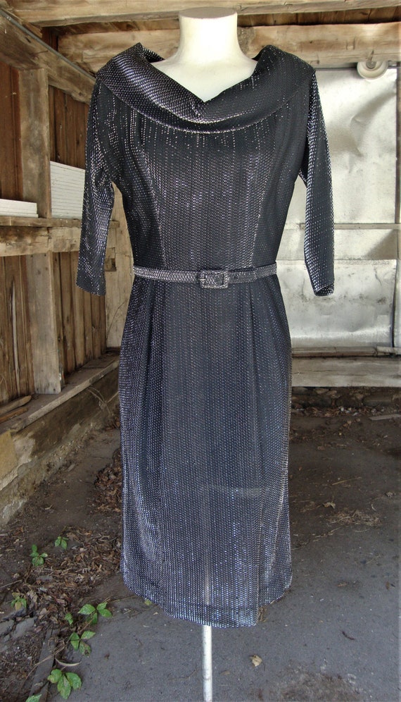 Vintage 1950's Gunmetal Silver Gray Lurex Wiggle B