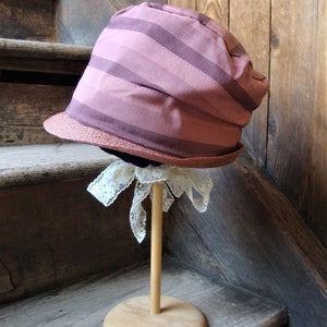 Vintage Antique 1920&#39;s 1930&#39;s Rose Striped Cloche&#39; Hat/Downton/Flapper/Gatsby/Costume